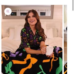 Luxe Dreamy Blanket Throw with Bow Pint